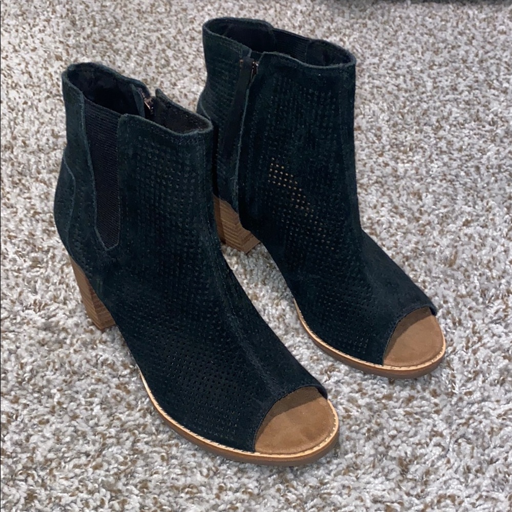 Tom’s Black Peep-Toe Ankle Boots